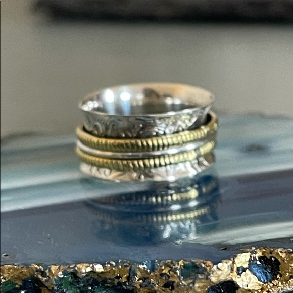 🌟⭐️🌟 Meditation Spinner Sterling Silver Ring - Picture 7 of 9